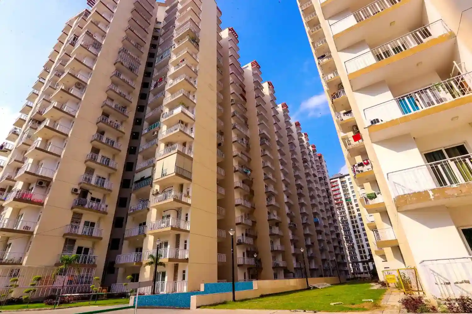 Fusion Homes - Offering 2 BHK, 3 BHK and 4 BHK Apartments in Noida Extension