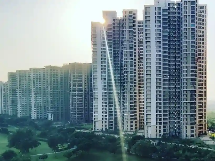 Jaypee Greens Imperial Court - Offering 3 BHK and 4 BHK Apartments in Noida Expressway