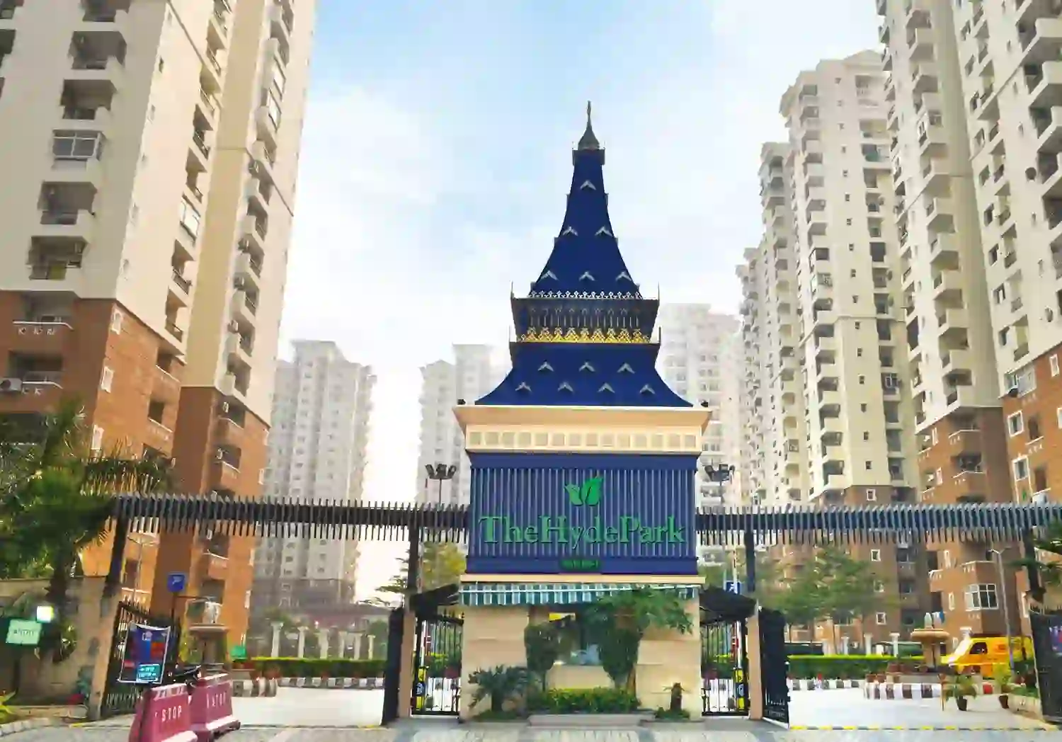 The Hyde Park - Offering 2 BHK and 3 BHK Apartments in Noida